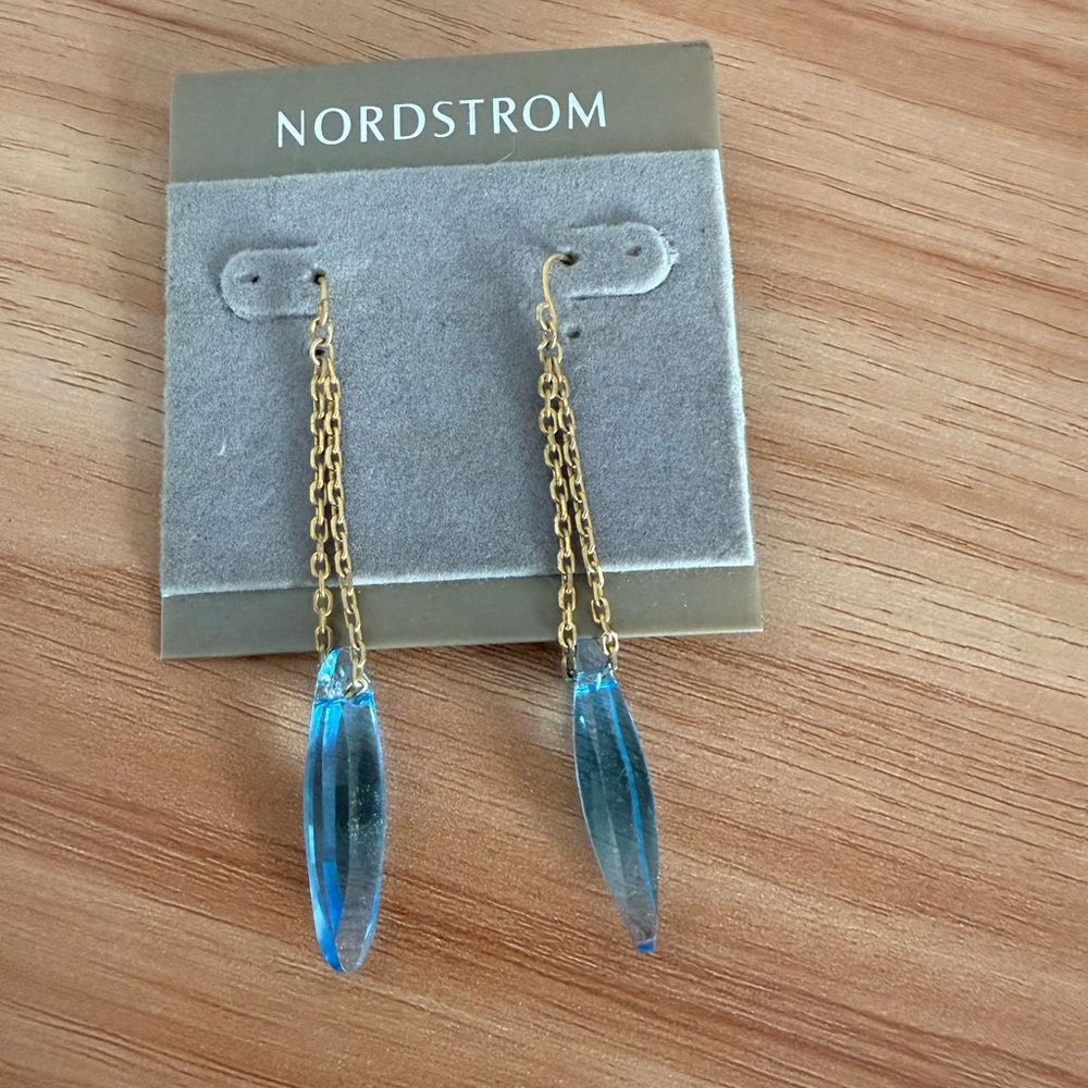 NWT Nordstroms Swarovski Elements Gold Hanging Dangle Blue Stone Earrings
